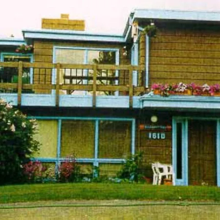 Anchorage Walkabout Town Bed And Breakfast-3